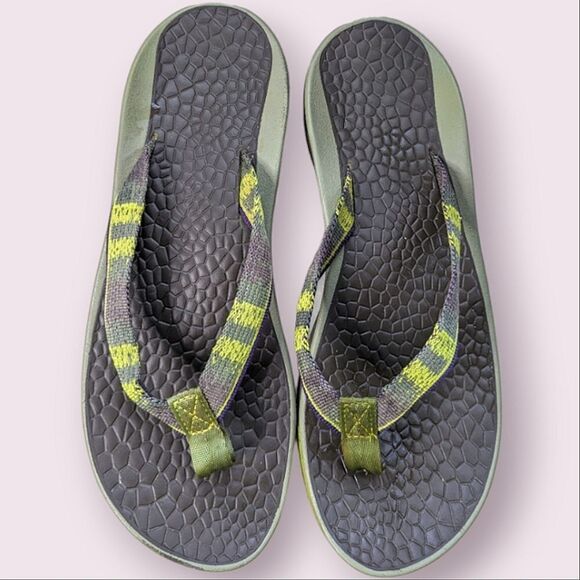 Chaco Lime Olive Green Thong Style Flip Flop Sandals size 9.5 10 - Picture 7 of 13